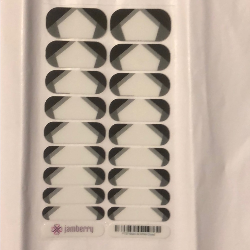 Jamberry Black And White Quad Full Sheet